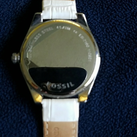 2 watches - Picture 6 of 6